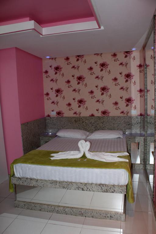 Quarto Duplo
